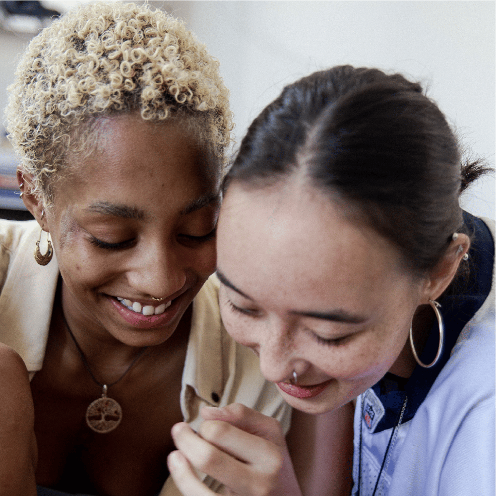 OCT23_MAC_LP_Secondary Image_Helping children understand healthy friendships@2x